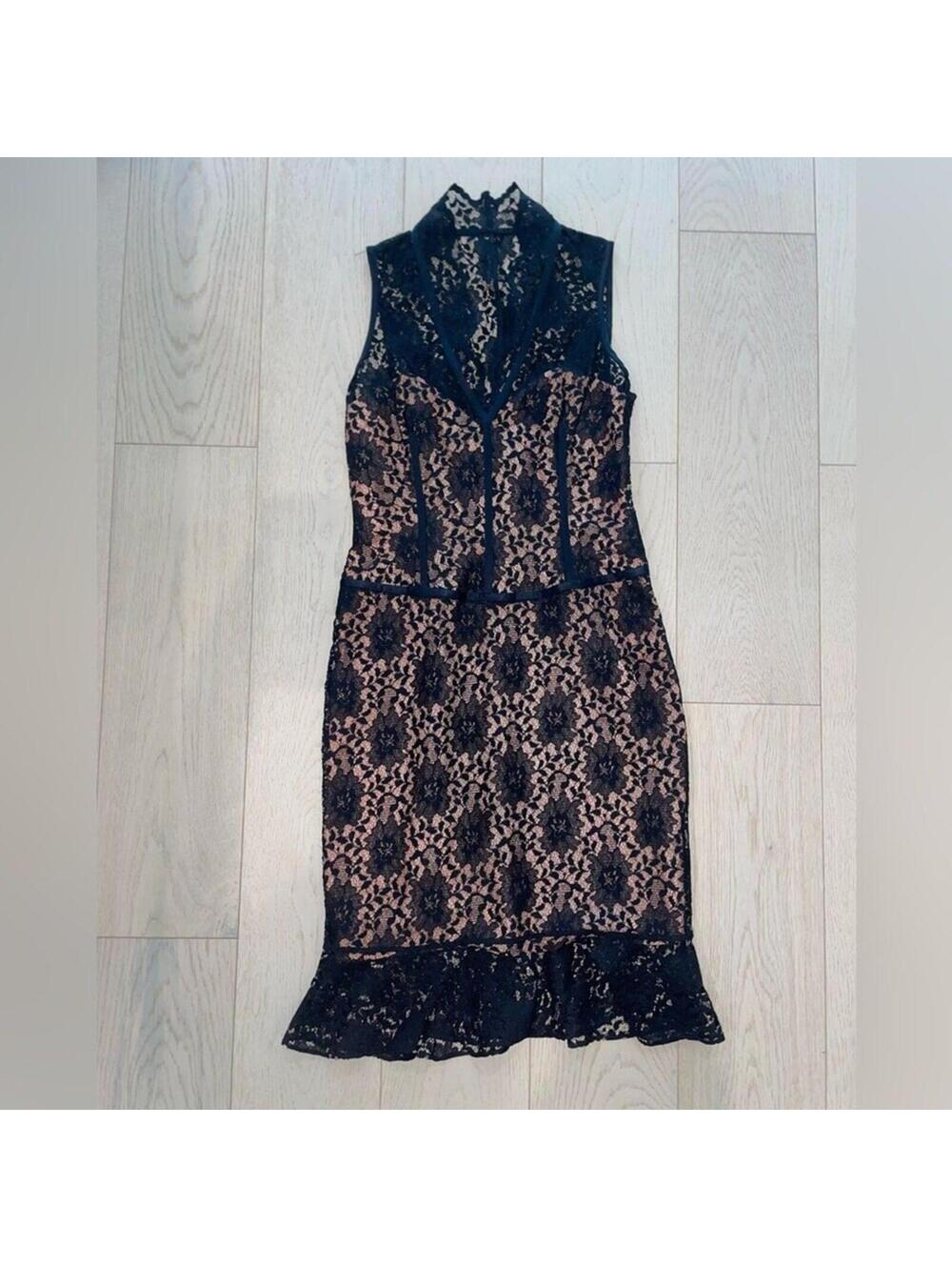 Laundry by Shelli Segal Lace Dress Size 6